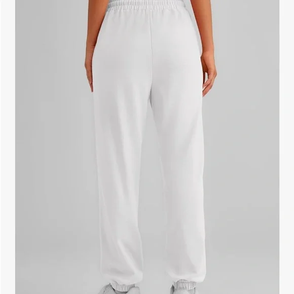 Like New Women's Cinch Bottom Athletic Joggers with Pockets - Picture 3 of 6